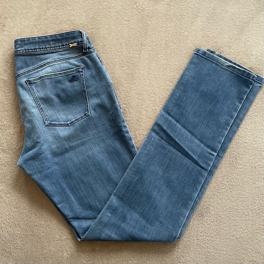 DL1961 Coco Curvy Straight Leg Jean in Color: Nolita 29